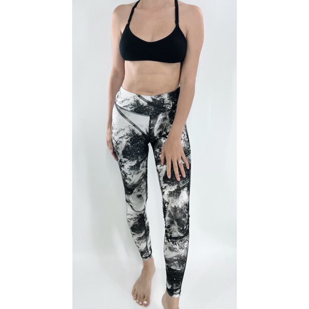 Tek Gear Black and White Galaxy Print Full Length Skinny Leggings Size Small